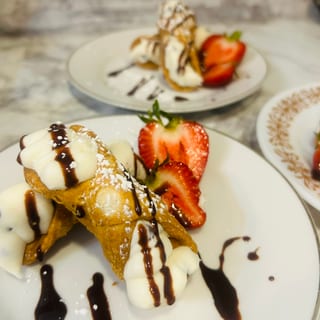 Cannoli